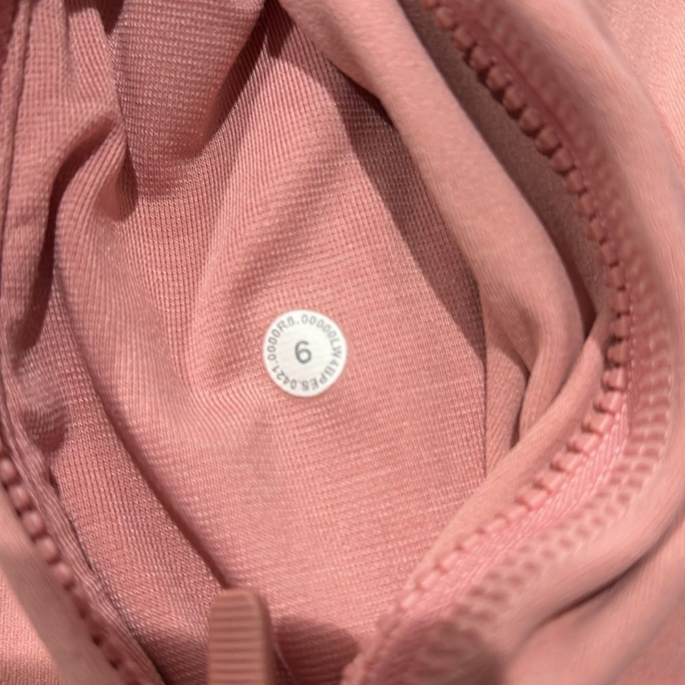 Lululemon Hooded Define Jacket Nulu color Quicksand Pink - Picture 6 of 7
